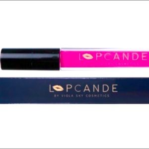 Hot pink Liquid to Matte lipstick